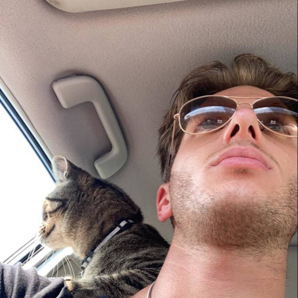 Meet your Posher, Liam